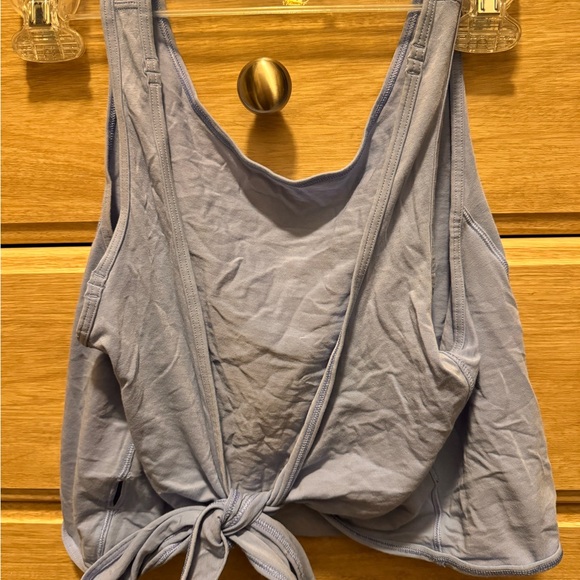 Lululemon It’s a Tie Cropped Tank Too - Picture 4 of 5